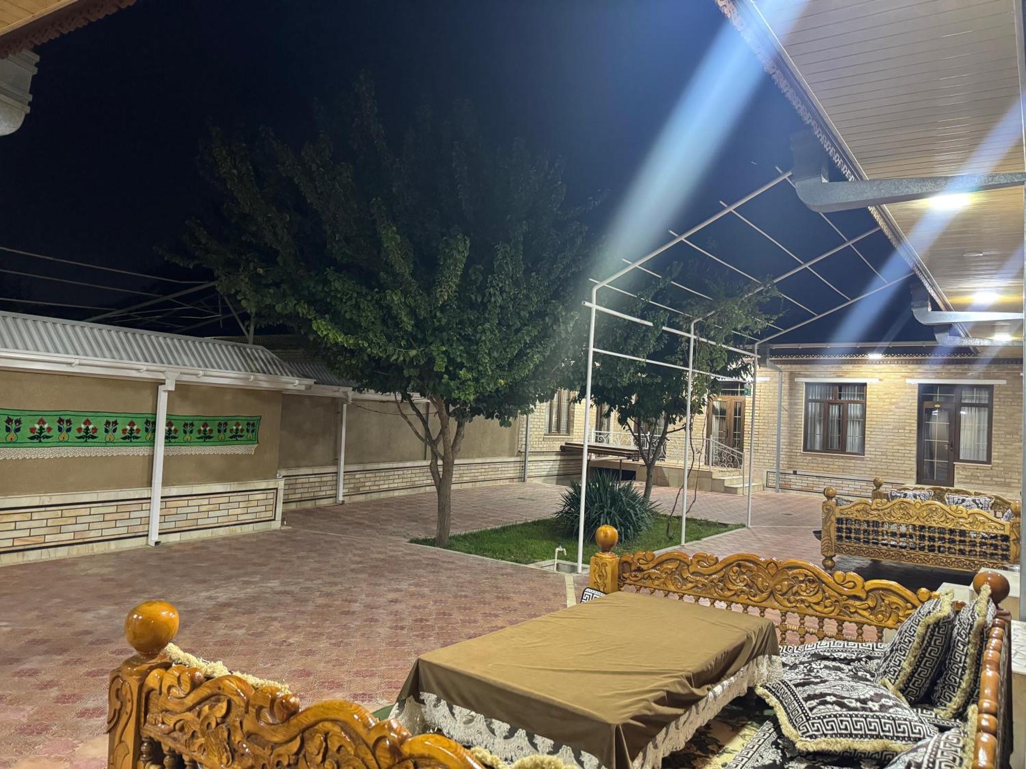 Salomat Guest House Samarkand Exteriör bild