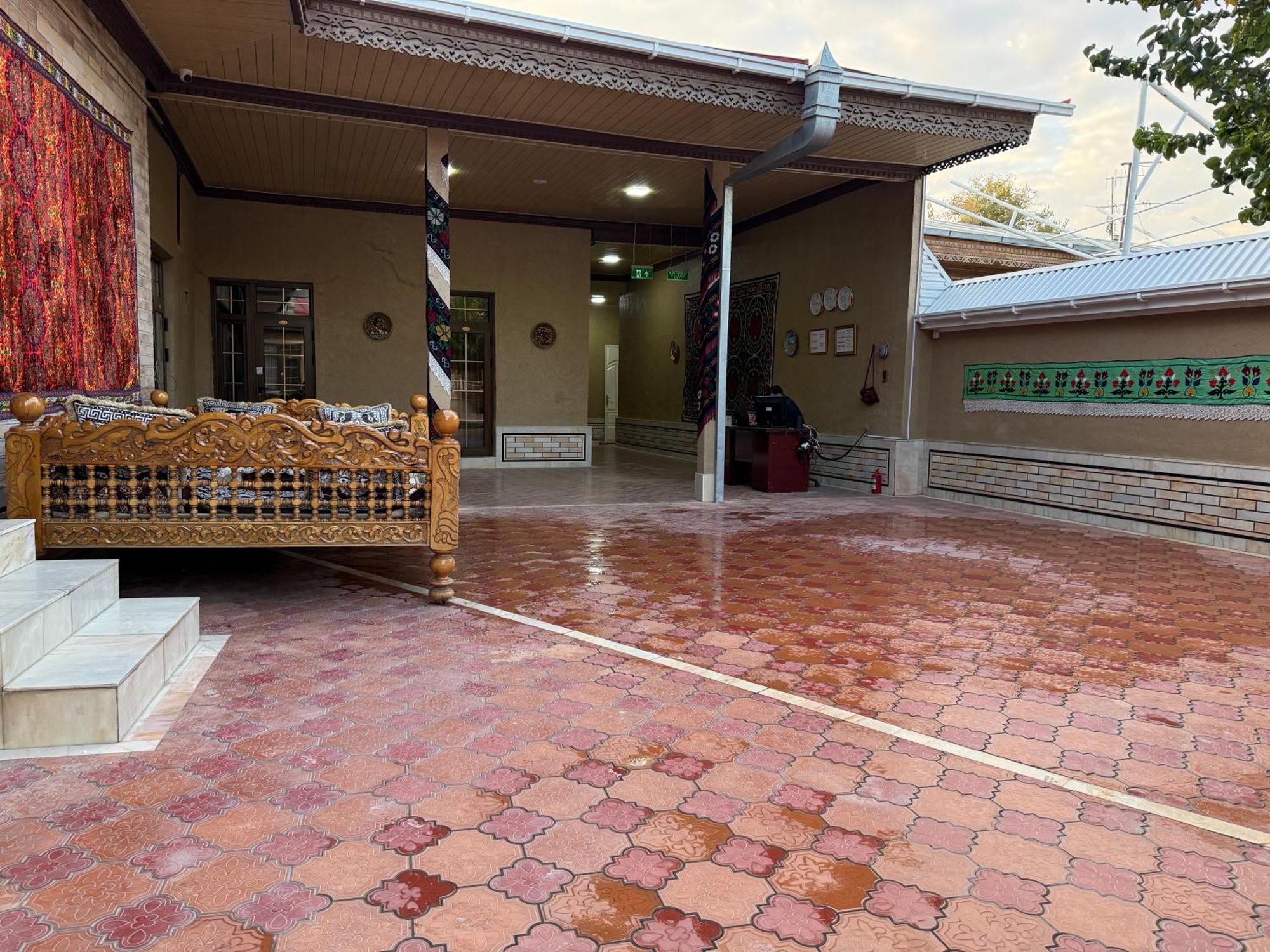 Salomat Guest House Samarkand Exteriör bild